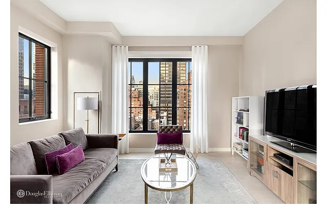 Sold by Douglas Elliman | media 29