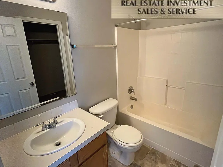 14335 Shenandoah St — Photo 11