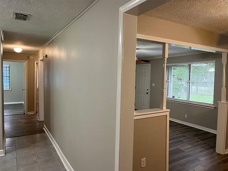 9505 Everglade Dr — Photo 9