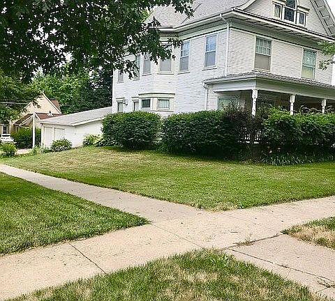 2nd image of 1103 N Iowa Ave