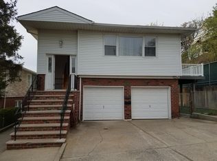 92 Dutchess Ave, Staten Island, NY 10304