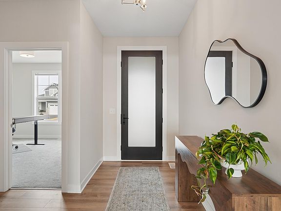 3rd image of 3981 Kokanee Ln N