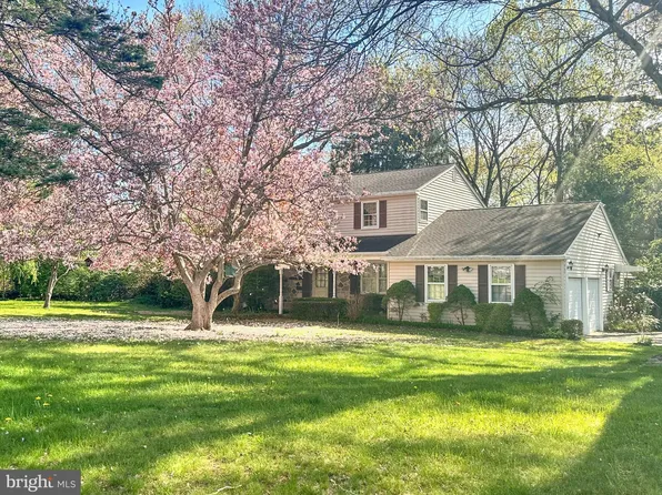 72 Bennett Dr, Doylestown, PA 18901