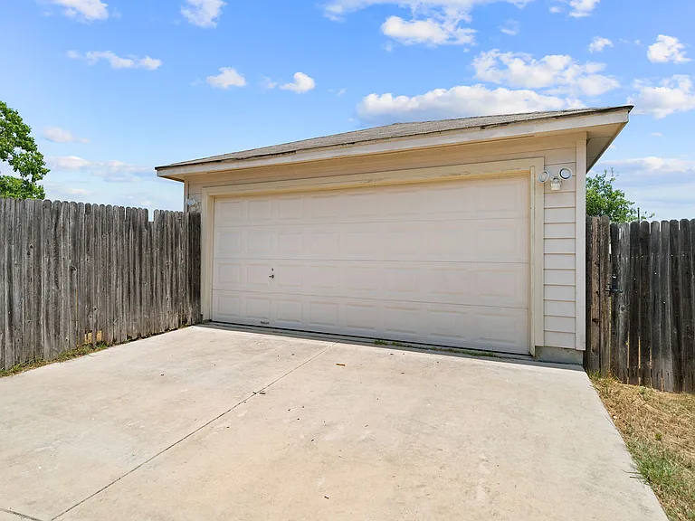 3706 Browning Blf — Photo 22