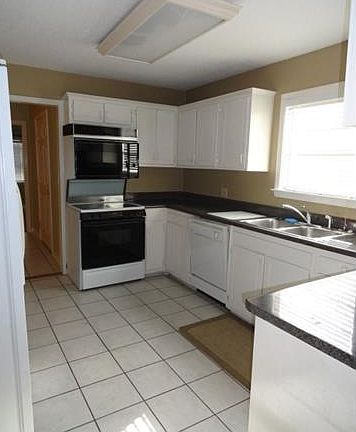 5th image of 340 Bellemeade Blvd