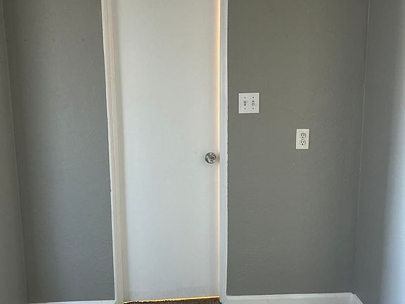 5th image of 1058 Forest Ct APT 10