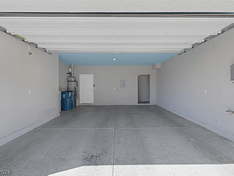 8493 Insignia Ave #101 — Photo 31