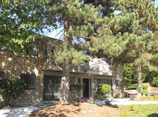 Villa Des Moines Apartments, Seattle, WA 98198