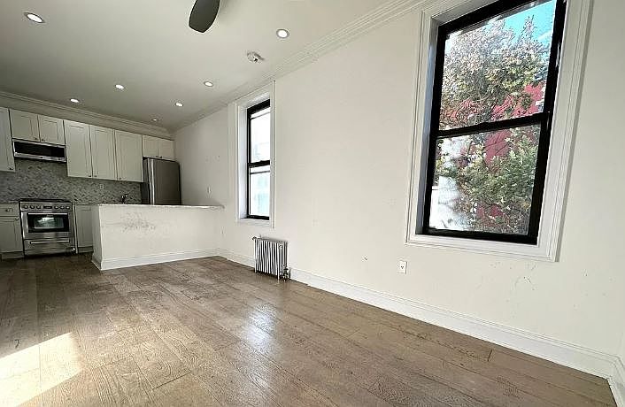 1st image of 211 Johnson Ave APT 3L