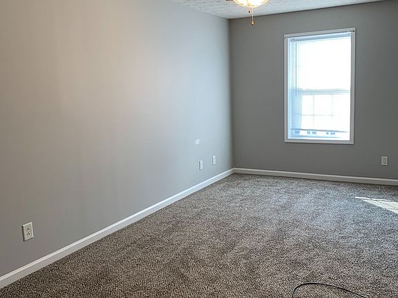 2nd image of 817 Oak Arbor Ct APT 1