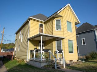 2812 Jackson St, Dubuque, IA 52001