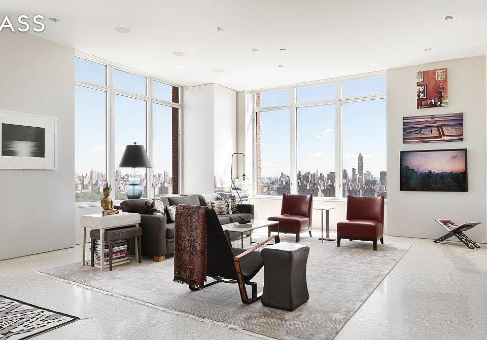 1st image of 15 W 63rd St APT 28A