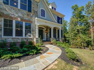 9117 Tetterton Ave, Vienna, VA 22182