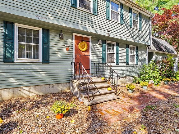 2nd image of 155 Hosmer St