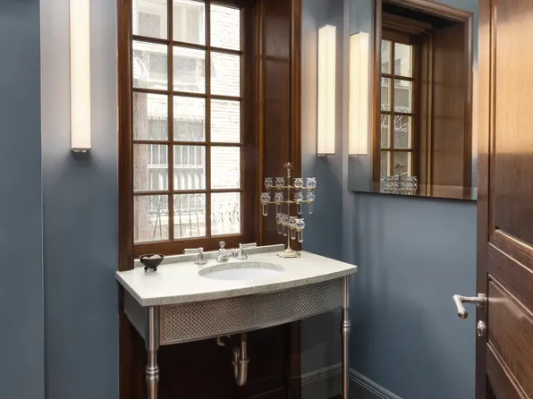 4 East 73rd Street image 16 of 31