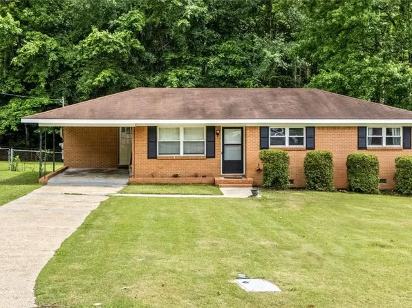 301 Ballard Ave, Opelika, AL 36804