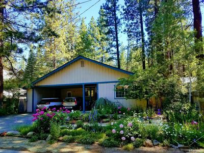 927 Rainbow Dr, South Lake Tahoe, CA, 96150