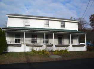 125 Sullivan St, Charlestown, NH 03603