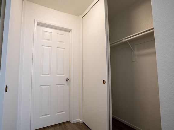 5th image of 1365 Crafton Ave APT 1064