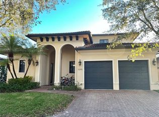 11395 Smathers Cir, Pinecrest, FL 33156