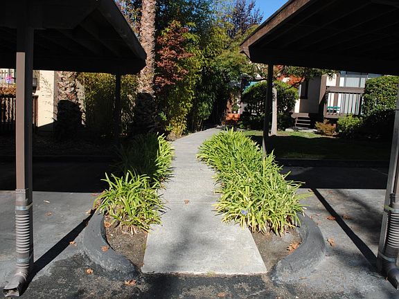5th image of 3009 Corte Cabrillo