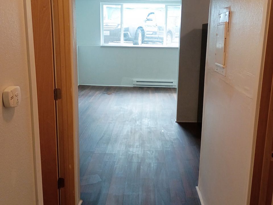 2nd image of 5003 N Lacey St APT 8