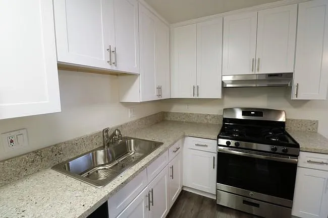 Villa Vista Apartments — Photo 7