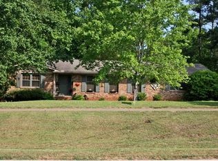 3535 Old Lexington Rd, Athens, GA 30605