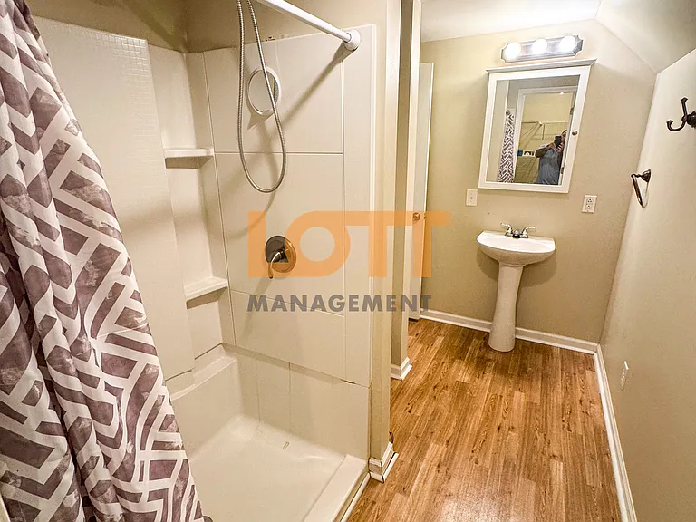 105 Arrington Ave — Photo 19
