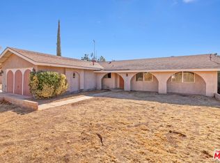 1642 W Avenue L8, Lancaster, CA 93534