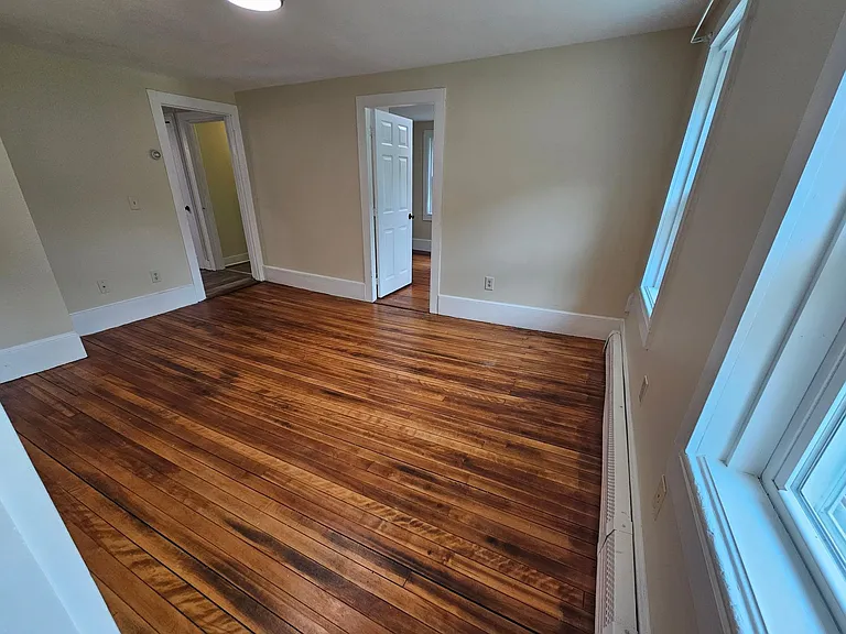 414 N State St #1/2 — Photo 5