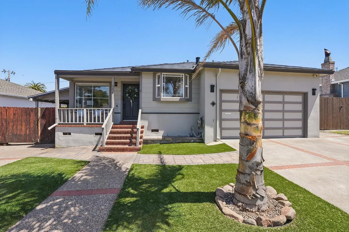 114 Rosewood Way photo 1
