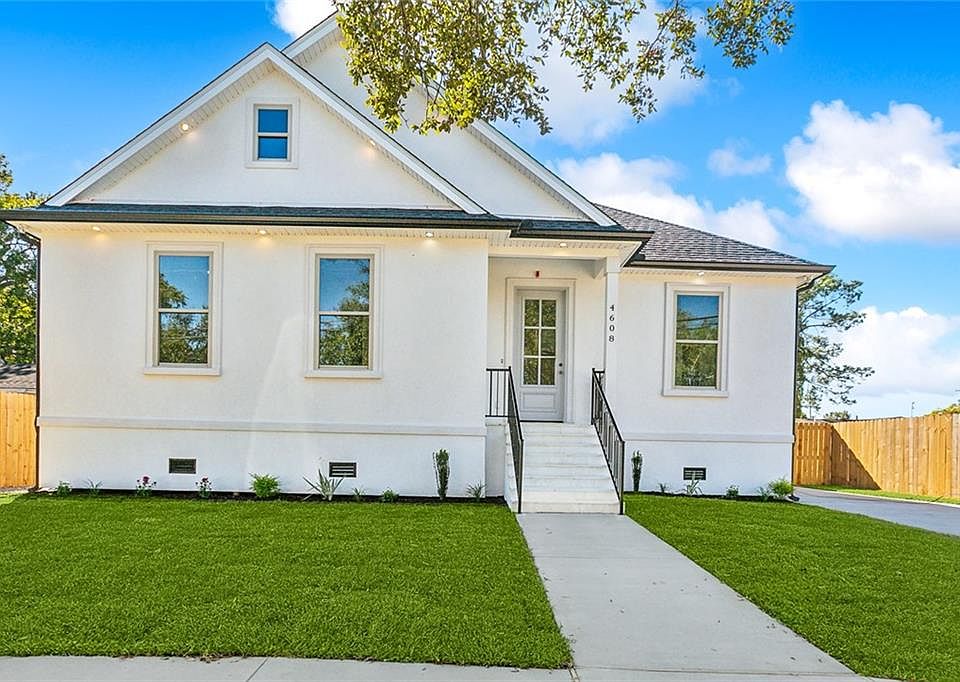 1st image of 4608 Mirabeau Ave