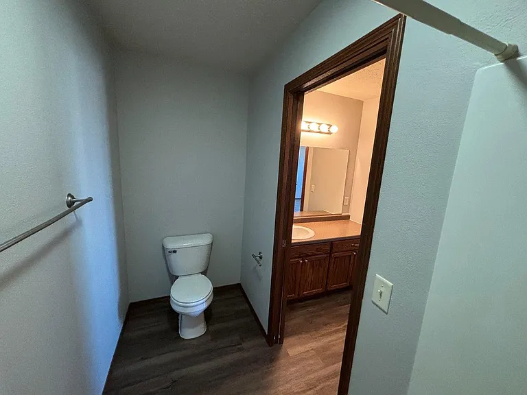 Ideal Twinhomes — Photo 11