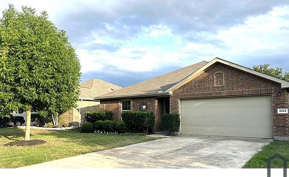 2nd image of 9004 Holliday Ln