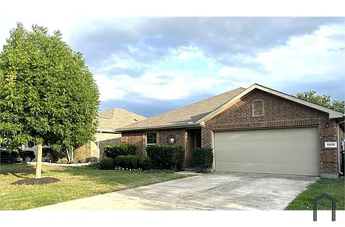 9004 Holliday Ln Photo 1