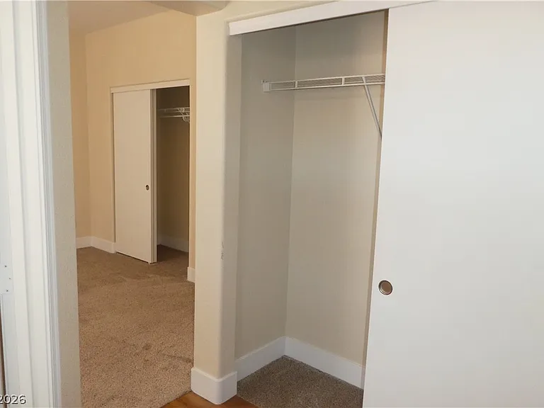 6038 Blue Autumn St — Photo 19