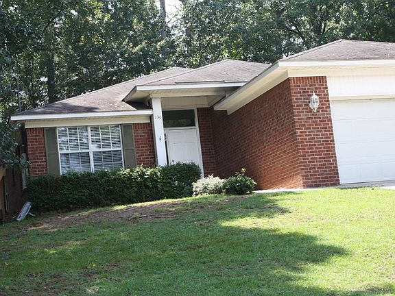 3rd image of 130 Pineridge Rd