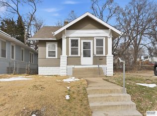3906 Ames Ave, Omaha, NE 68111