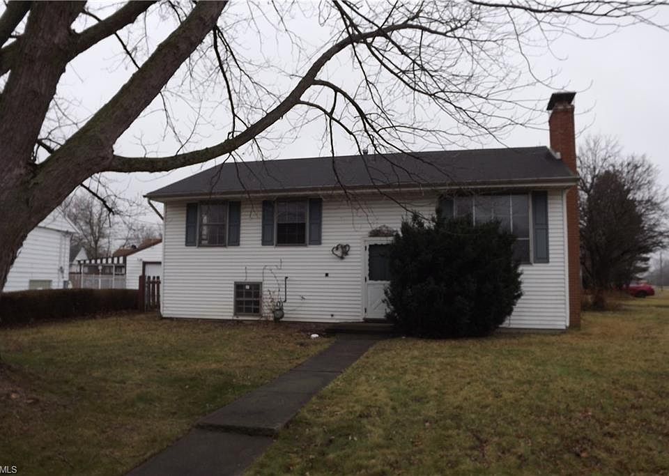 1st image of 2202 Wilson Dr
