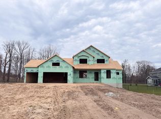 14921 Timberpine Ct, Holland, MI 49424