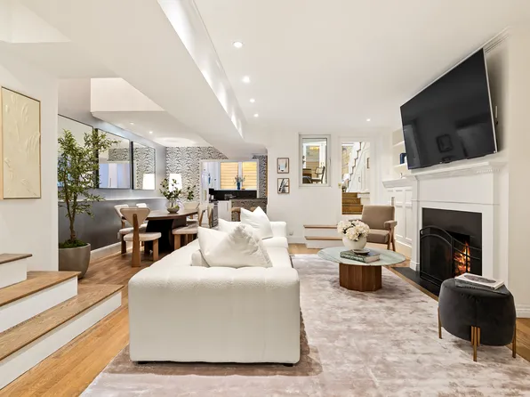 14 East 68th Street image 1 of 23