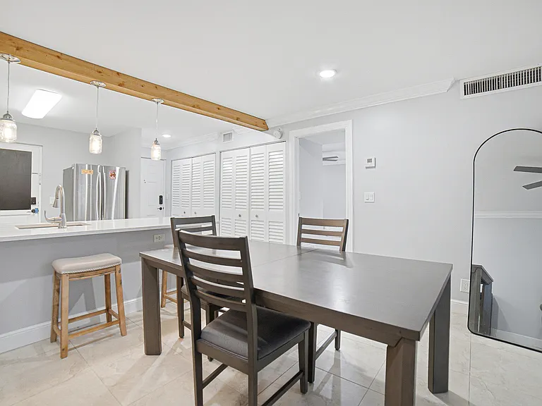 5201 NW 2nd Ave #2130 — Photo 5
