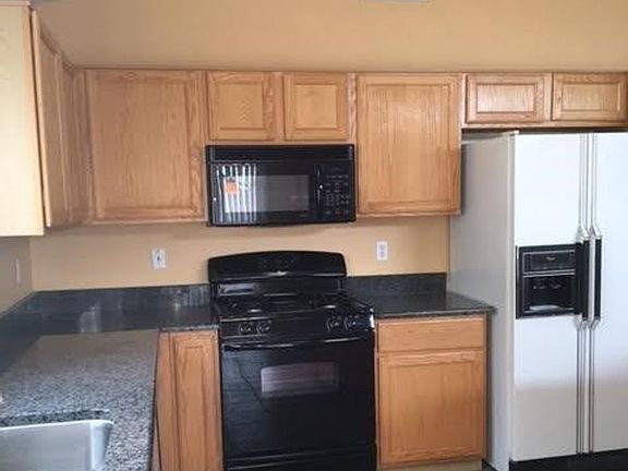 2nd image of 7078 W Hunnington Dr