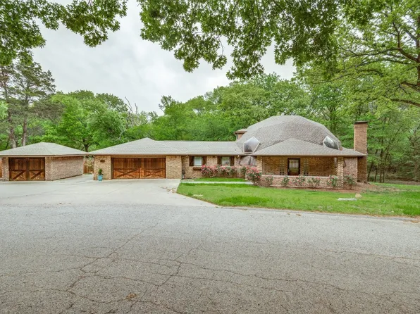 160 Delle Ln, Lancaster, TX 75146