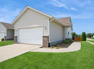 1810 50th St, Marion, IA 52302