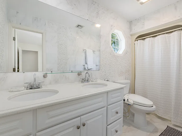 223 Corey Ln — Photo 22