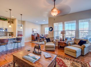 2020 Vineyard Dr, Windsor, CO 80550