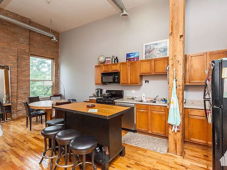 1st image of 1822 S Bishop St APT 302