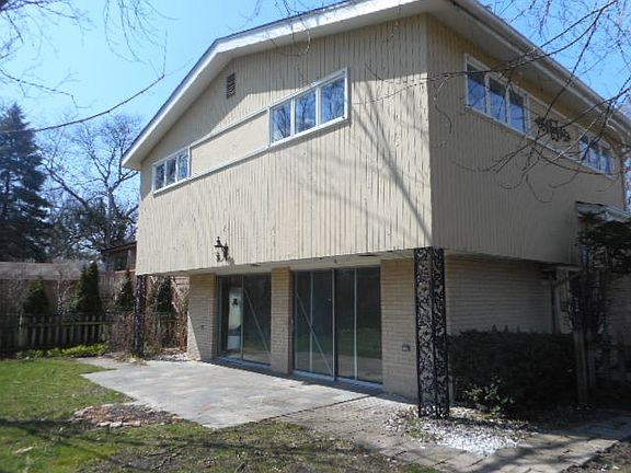4th image of 1924 Abbott Ct